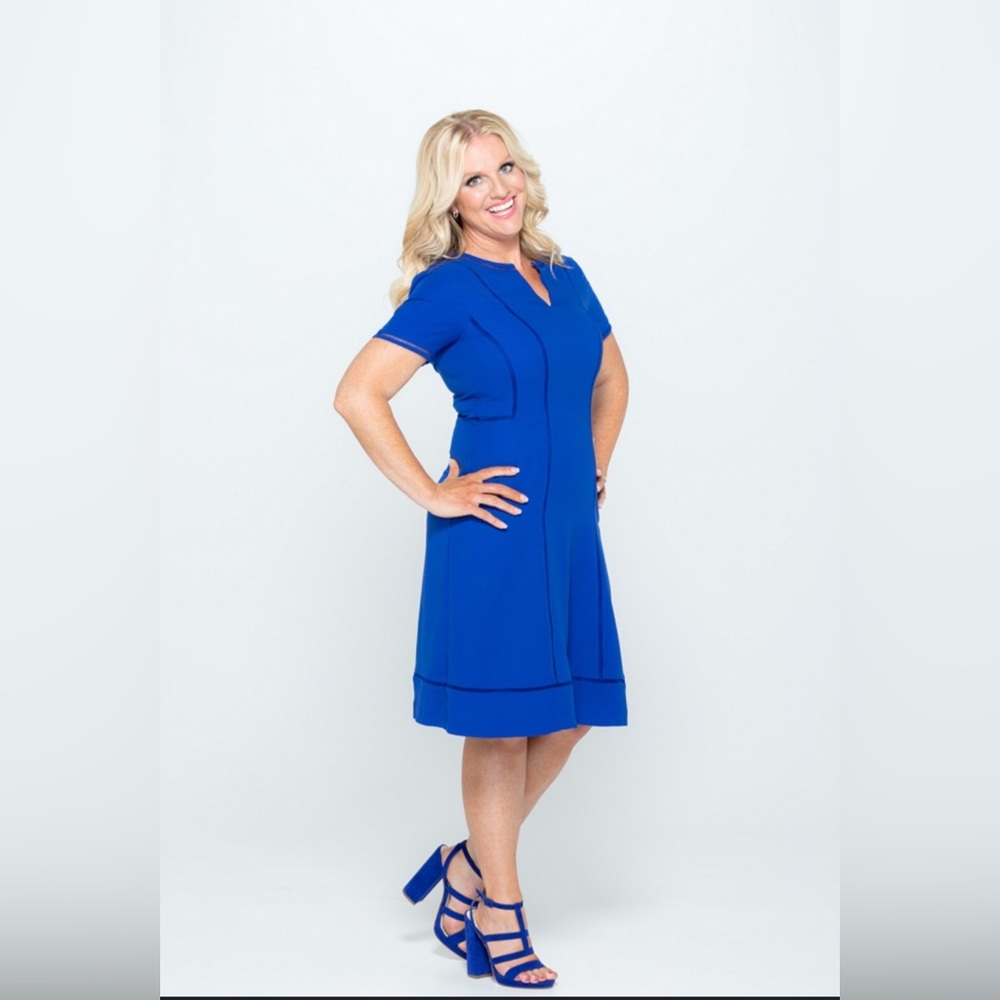 Banana Republic Royal Blue V-Neck dress size 14 perfect for wedding guest!